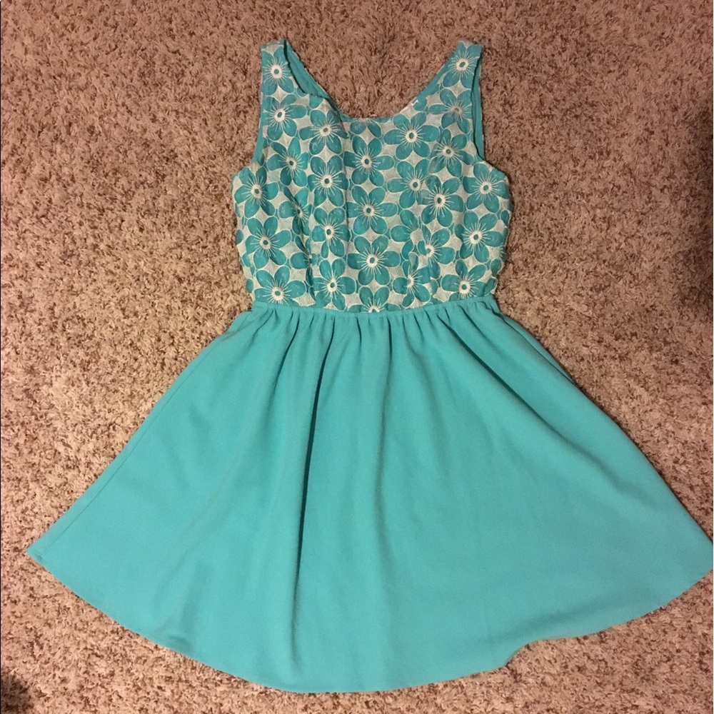 Flower top turquoise dress
